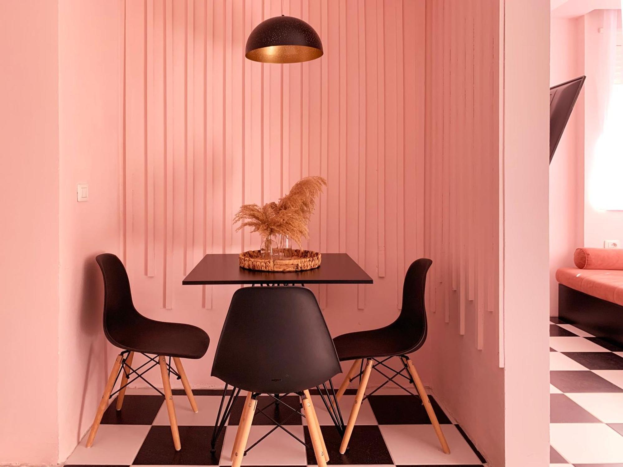 Colorful By The Sea - 1 Min From The Beach Durrës