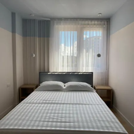 Colorful By The Sea - 1 Min From The Beach Durres Exterior photo