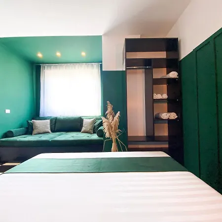 Colorful By The Sea - 1 Min From The Beach Durres Exterior photo