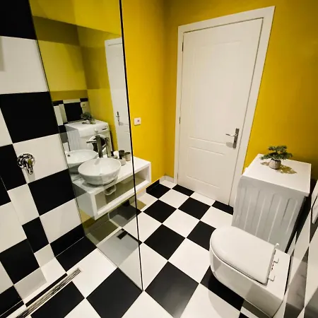 Colorful By The Sea - 1 Min From The Beach Durres Exterior photo