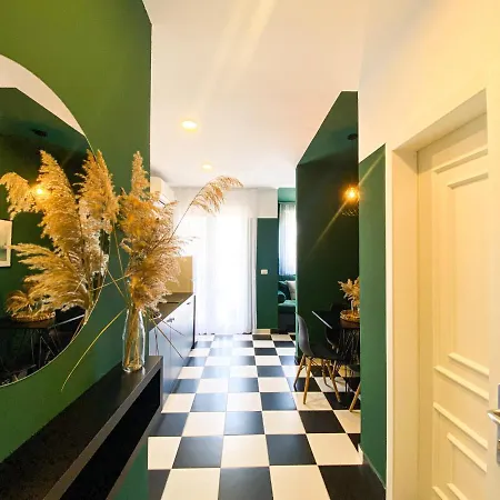 Colorful By The Sea - 1 Min From The Beach Durres Exterior photo