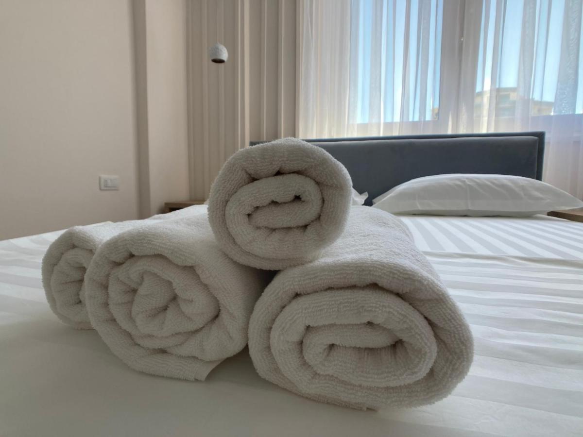 Colorful By The Sea - 1 Min From The Beach * Durres