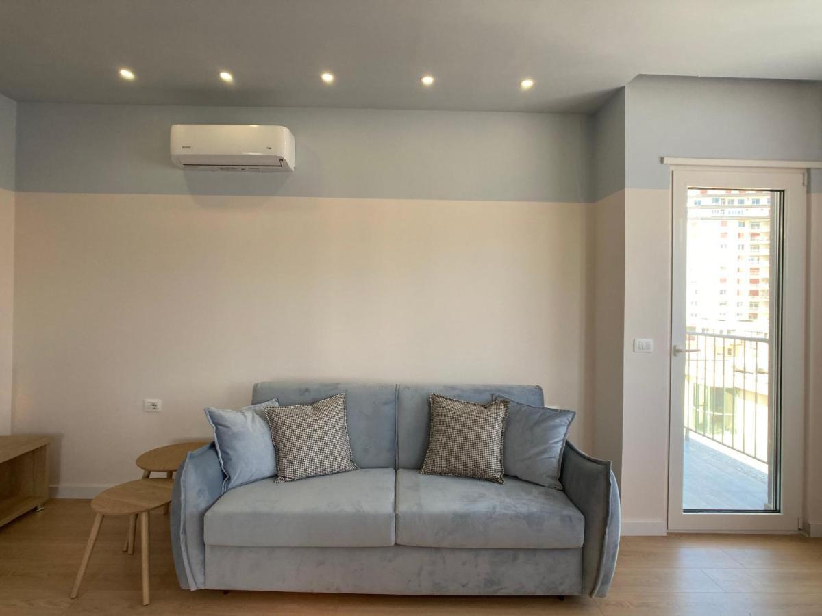 Apartment Colorful By The Sea - 1 Min From The Beach Durres