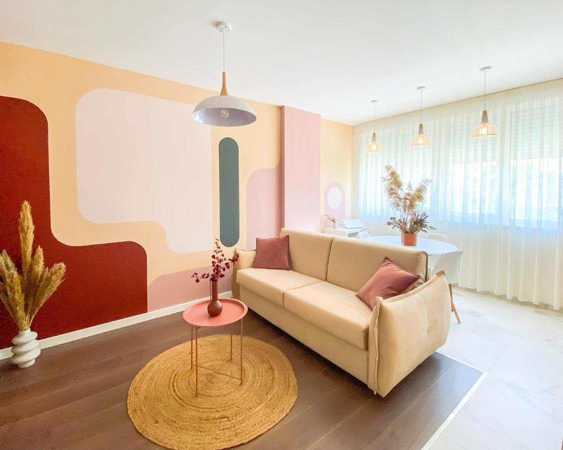 Colorful By The Sea - 1 Min From The Beach Durres