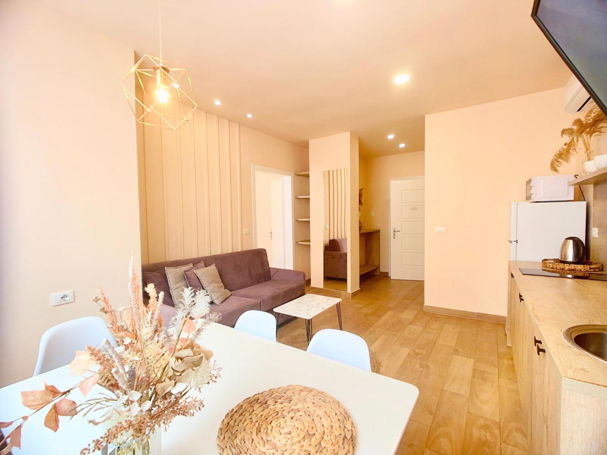 Elegant New - Colorful By The Sea * Durrës